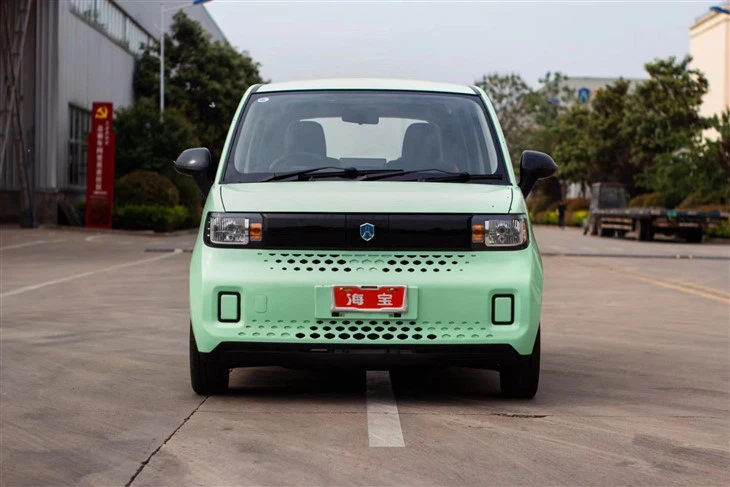 Haibao EQ Luxury Smart Right Hand Drive New Energy Electric Car EV