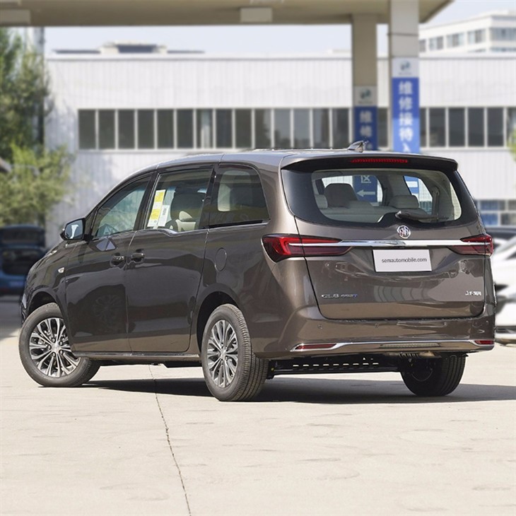 Buick GL8 PHEV minibus