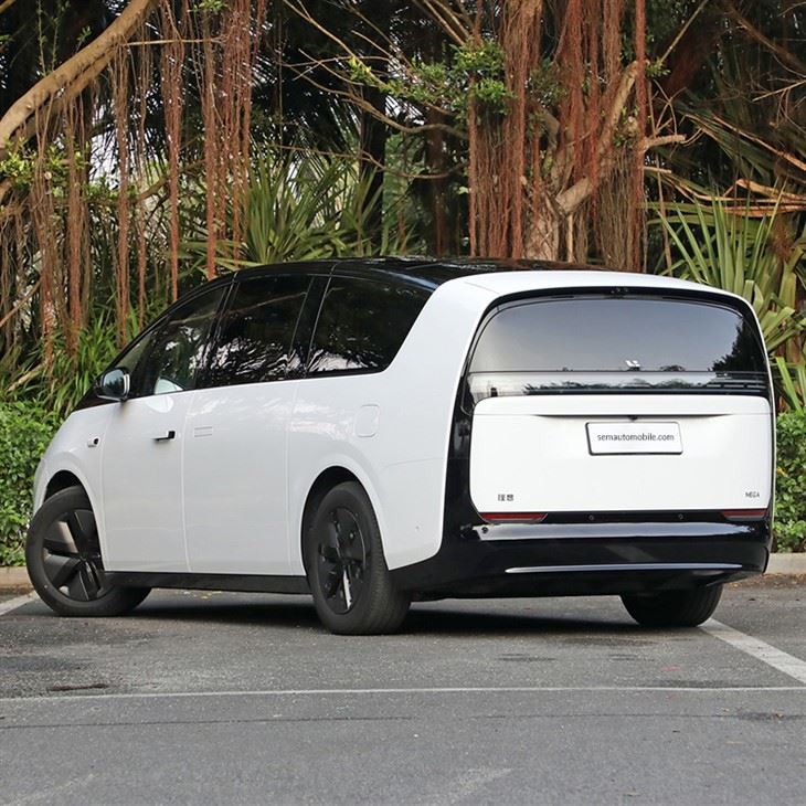 2024 Li Auto Mega Luxury MPV 