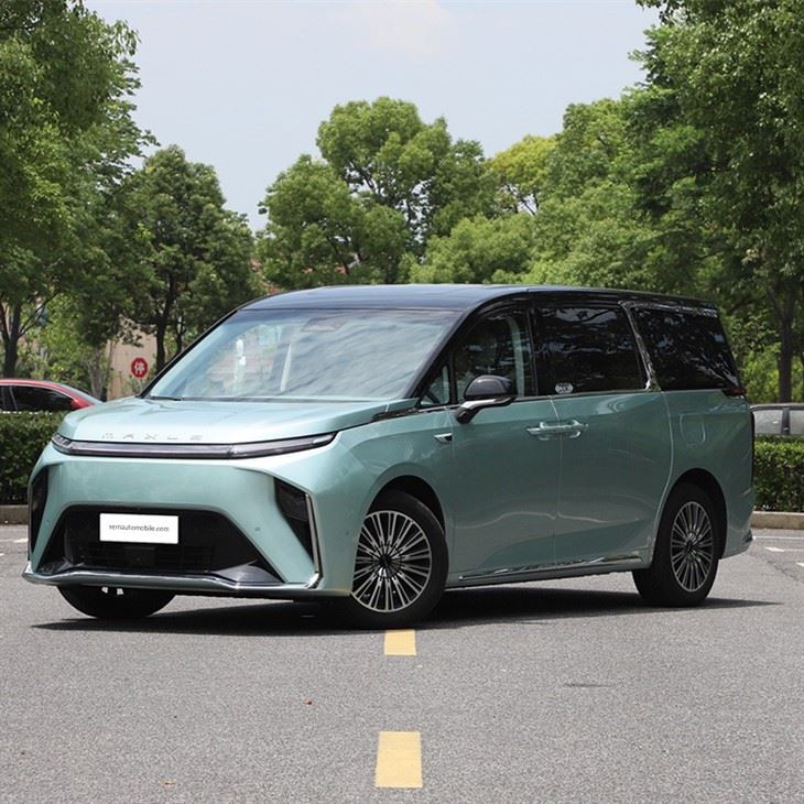 Maxus MIFA 9 Pure Electric MPV